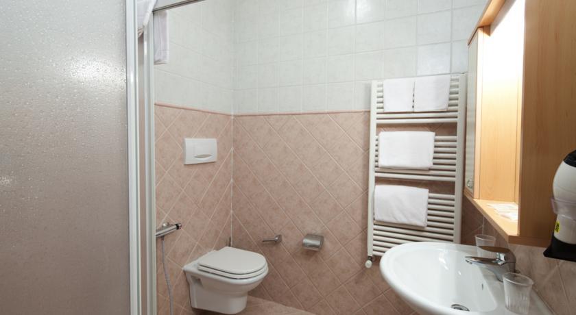 Garni Bellavista Hotel Arabba Phòng bức ảnh