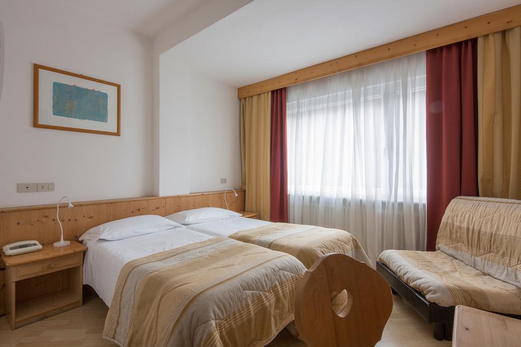 Garni Bellavista Hotel Arabba Ngoại thất bức ảnh